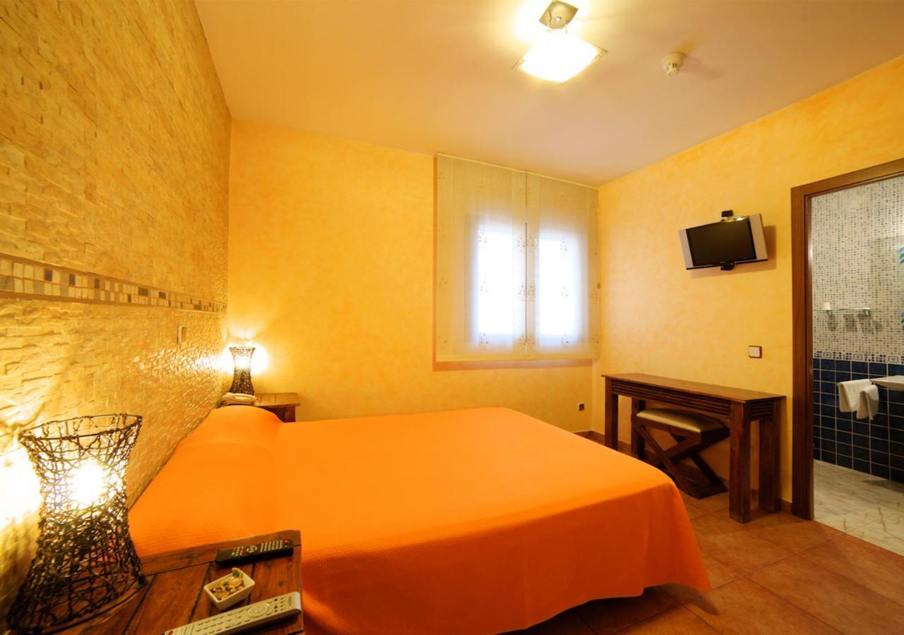 Hostal Rural El Tejar Layos Exterior foto