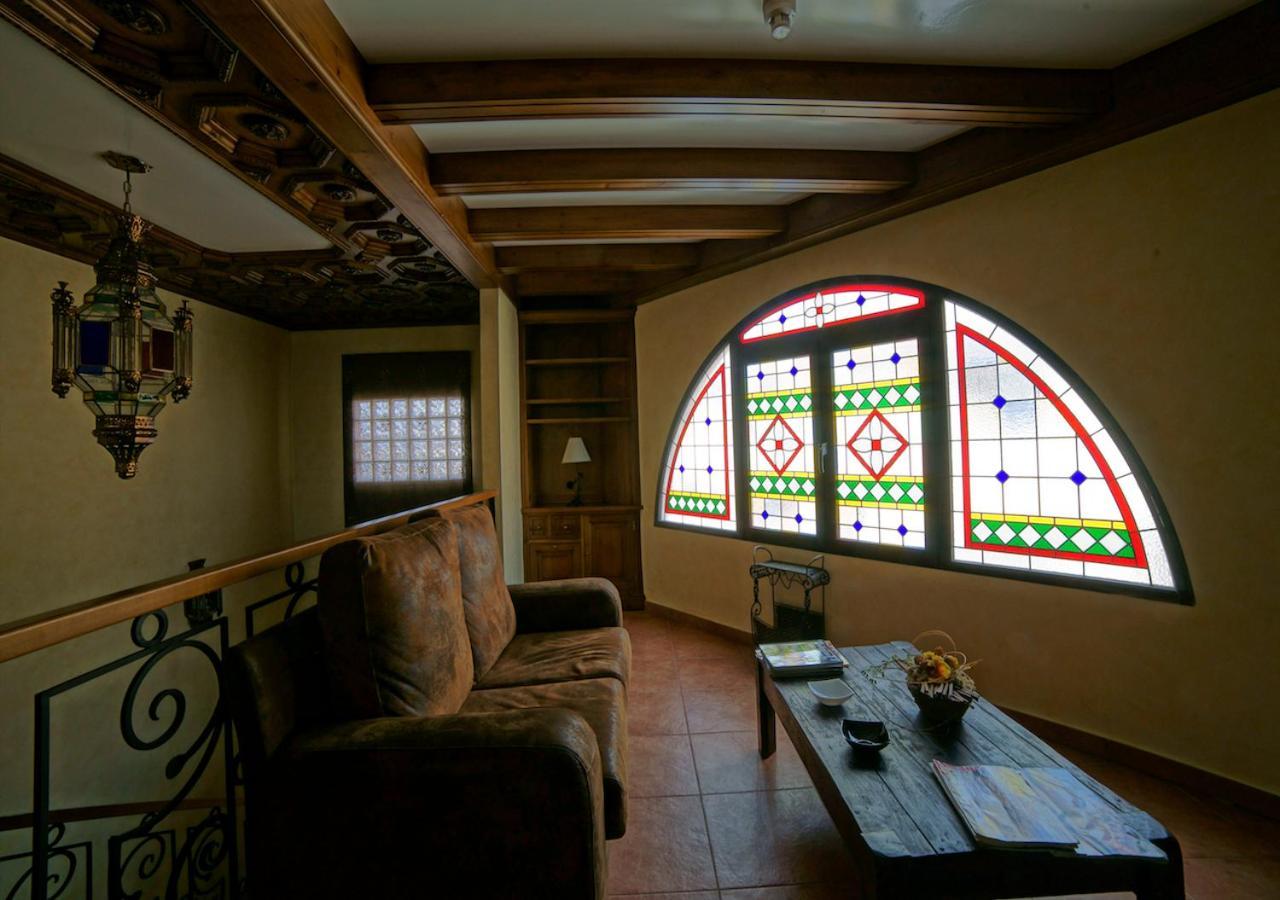 Hostal Rural El Tejar Layos Exterior foto